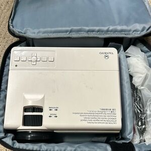 Vankyo Leisure 3 Projector